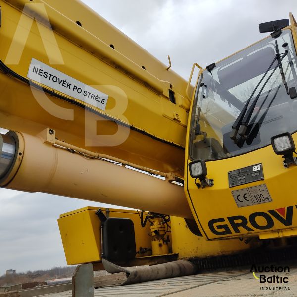 Grove GMK 3055