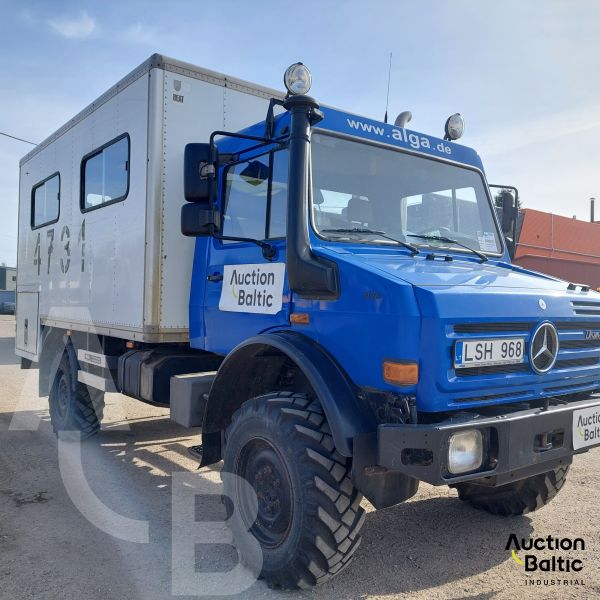 Mercedes-Benz Unimog