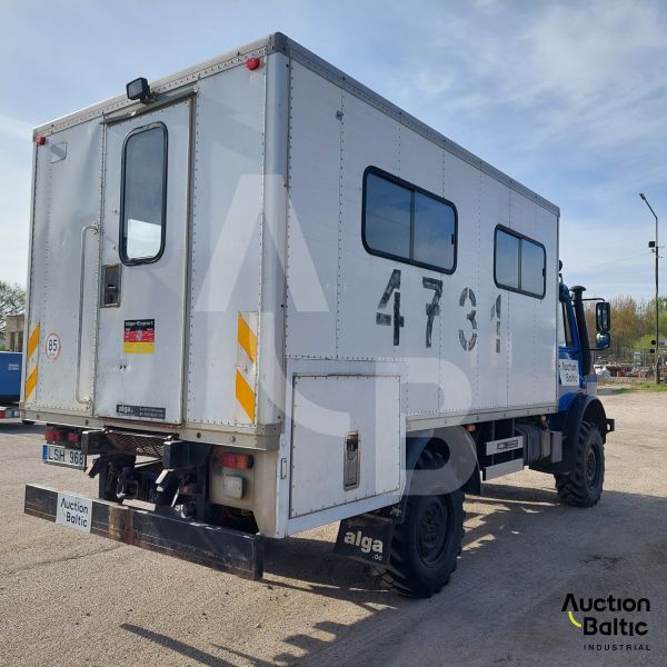 Mercedes-Benz Unimog