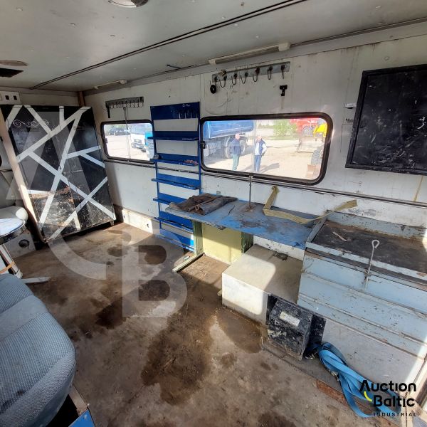 Mercedes-Benz Unimog