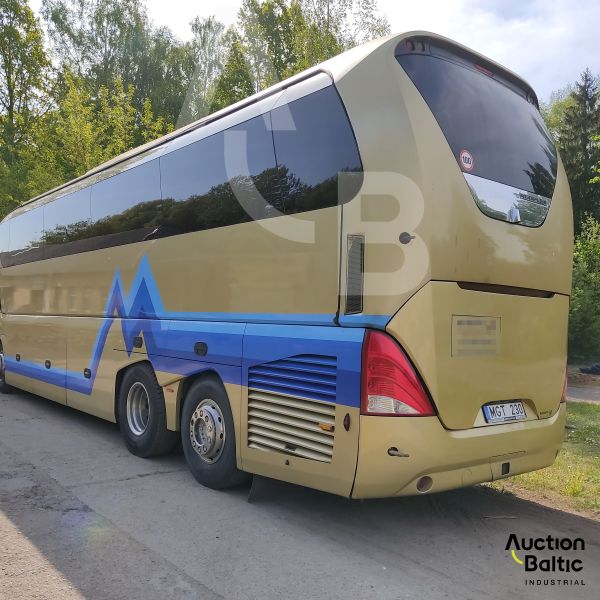 Neoplan P11