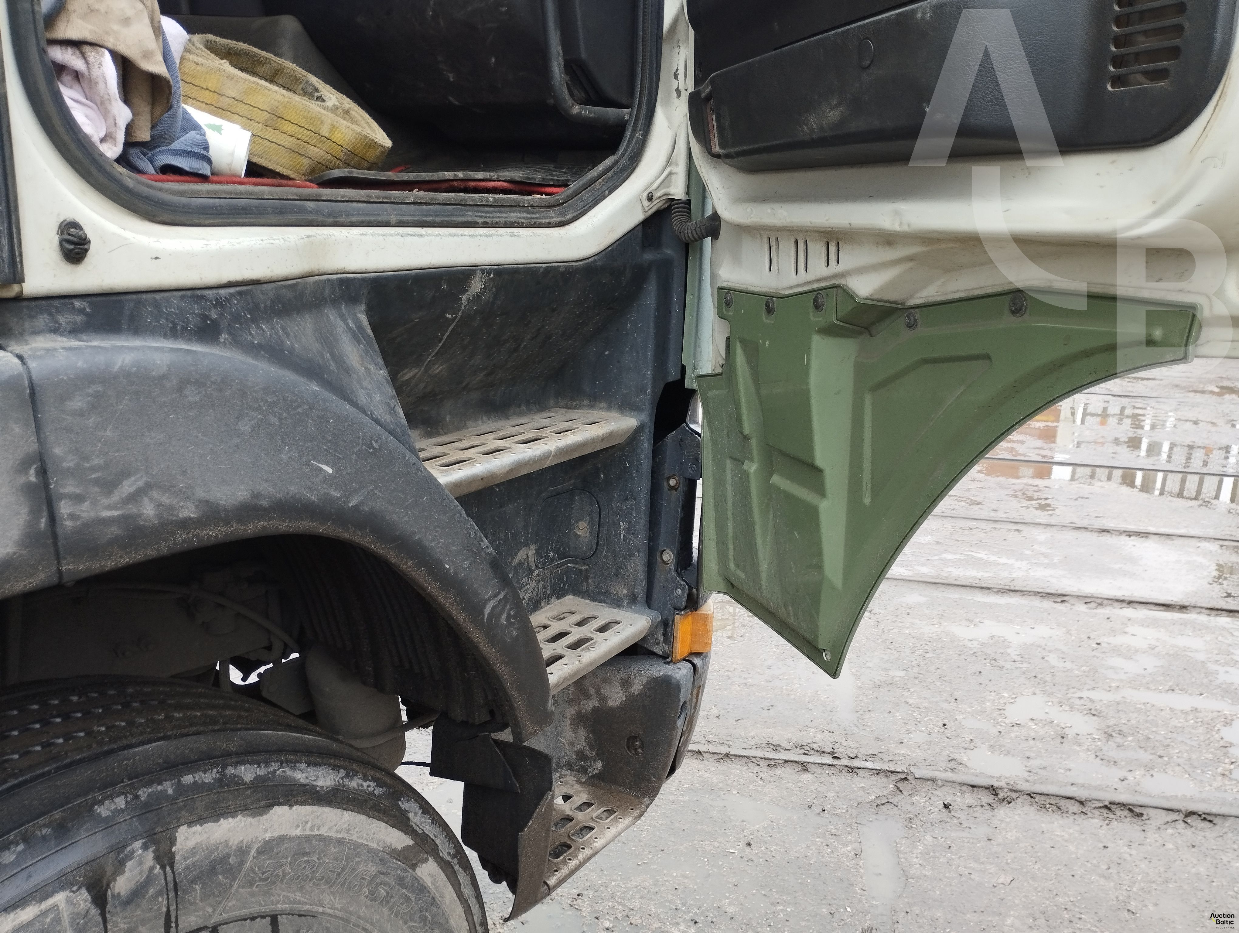 Volvo FH12 » Auction Baltic