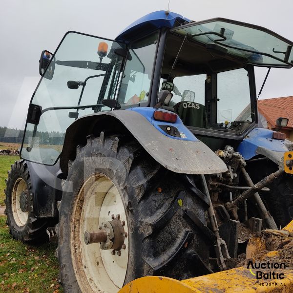 New Holland TM 190