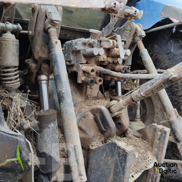 New Holland TM 190