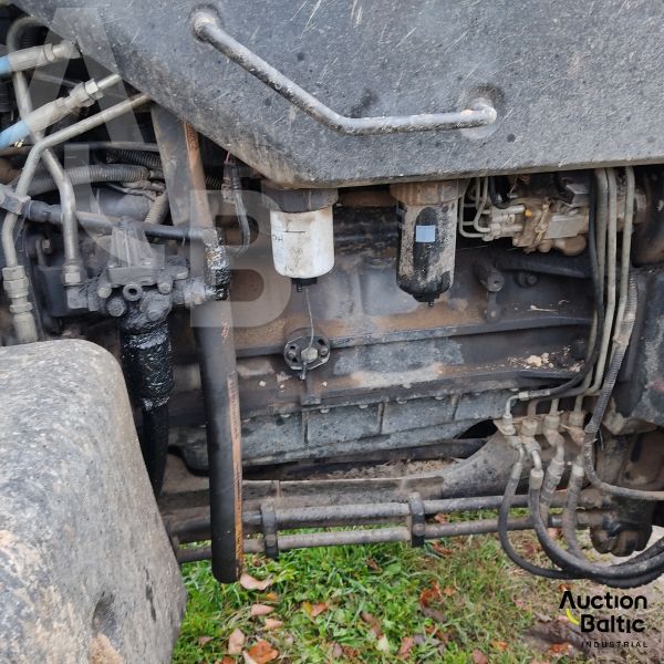 New Holland TM 190