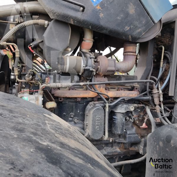 New Holland TM 190