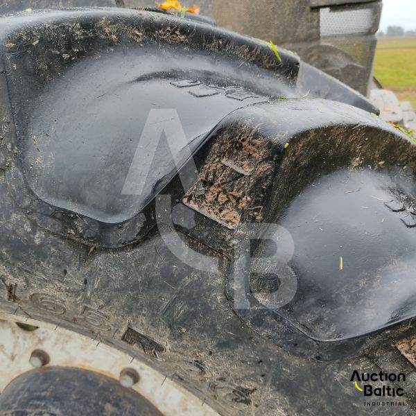 New Holland TM 190