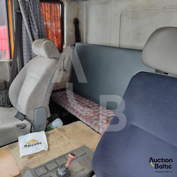 Iveco 750E 15