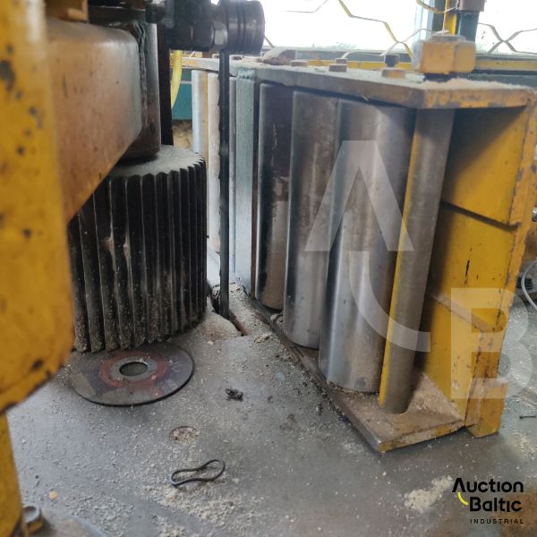Band sawing machine (Juostinio pjovimo staklės)