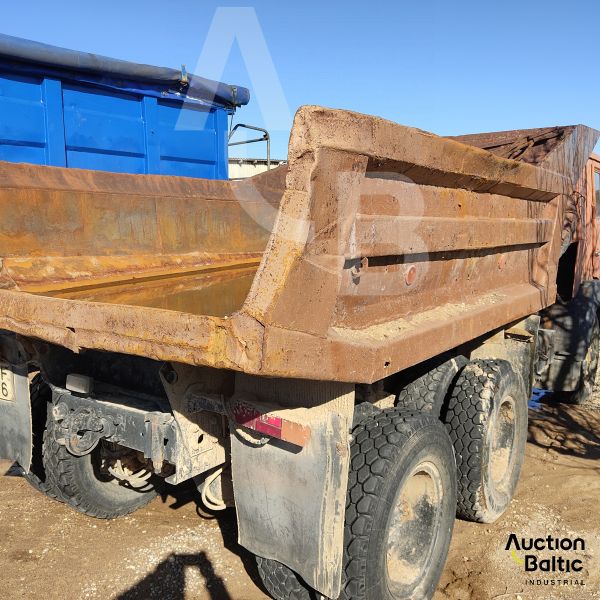 Kamaz 55111