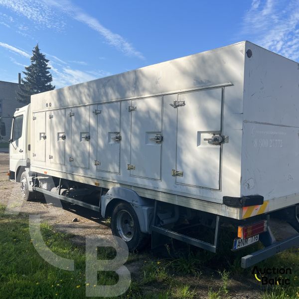 Mercedes Benz Atego 815