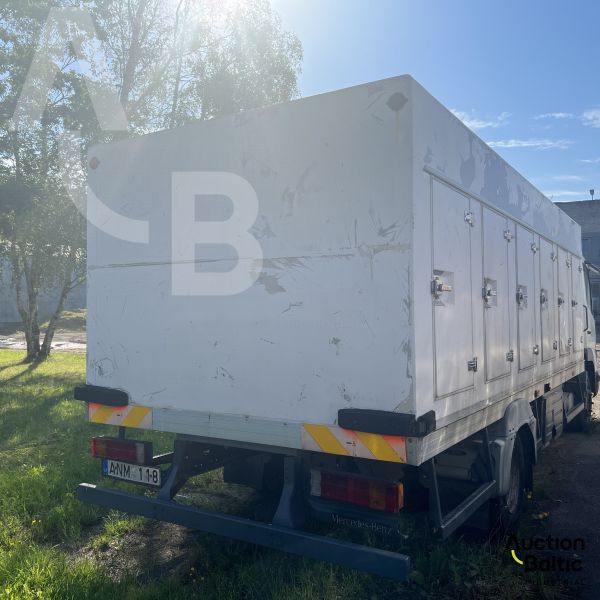 Mercedes Benz Atego 815