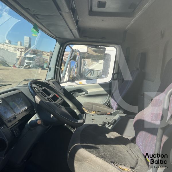 Mercedes Benz Atego 815