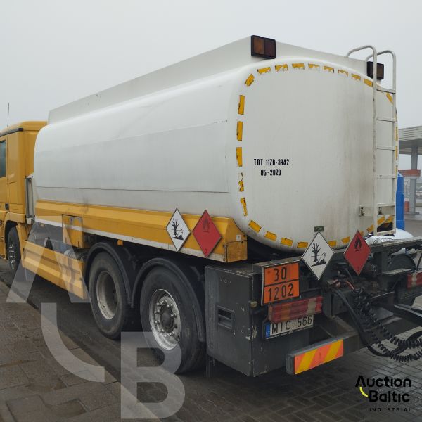 Mercedes-Benz Actros 2544