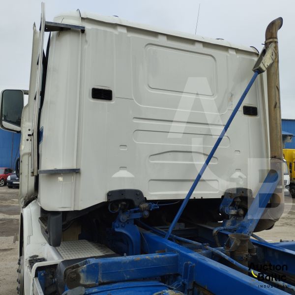 Scania T 124 GB