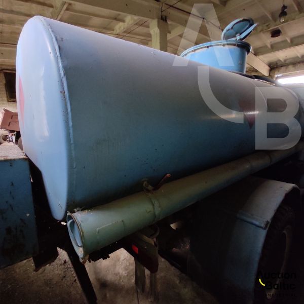 Gaz 53