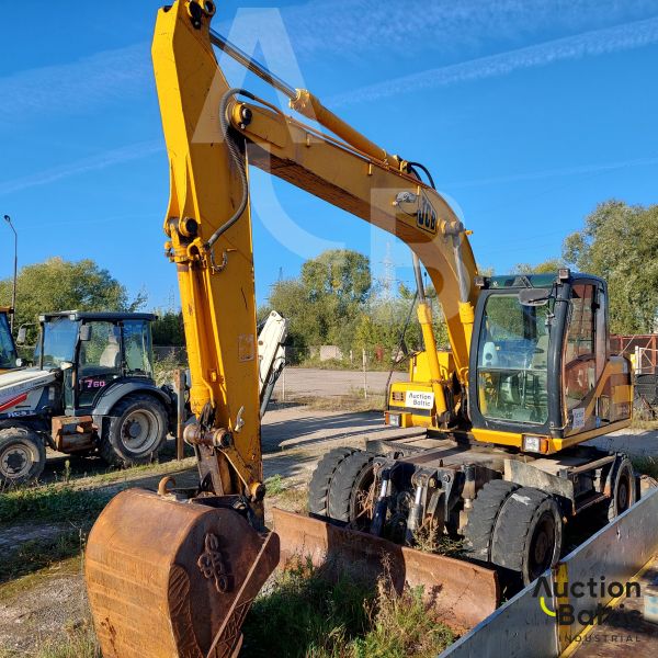 JCB JS 130 W