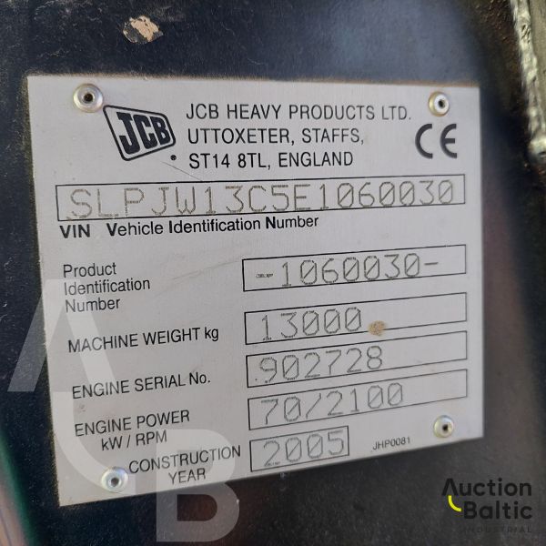 JCB JS 130 W