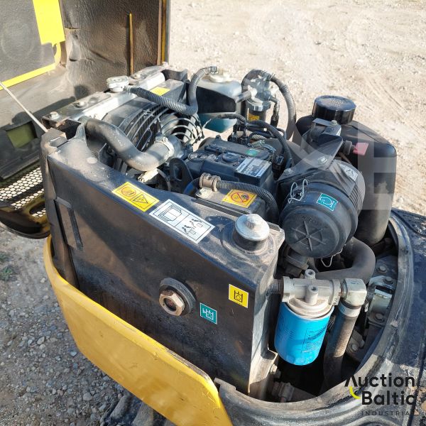 Komatsu PC09-1