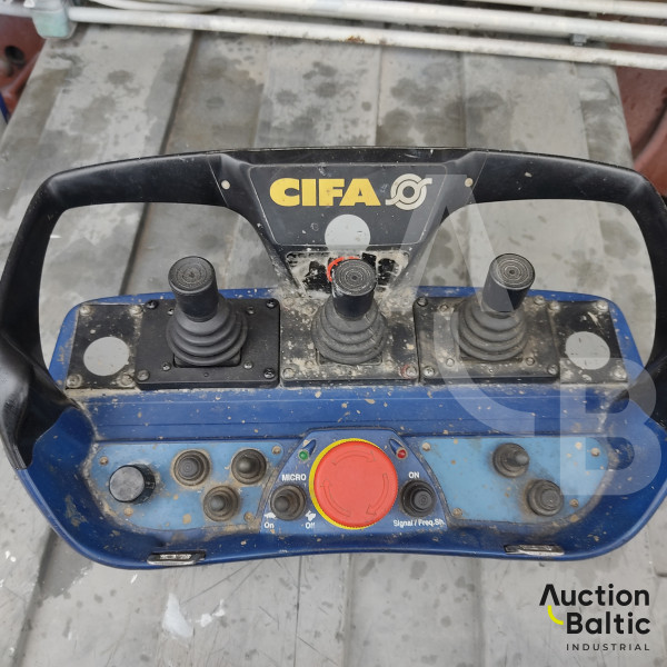 Iveco Magirus EuroTrakker 8x4 Cifa MK 28-4