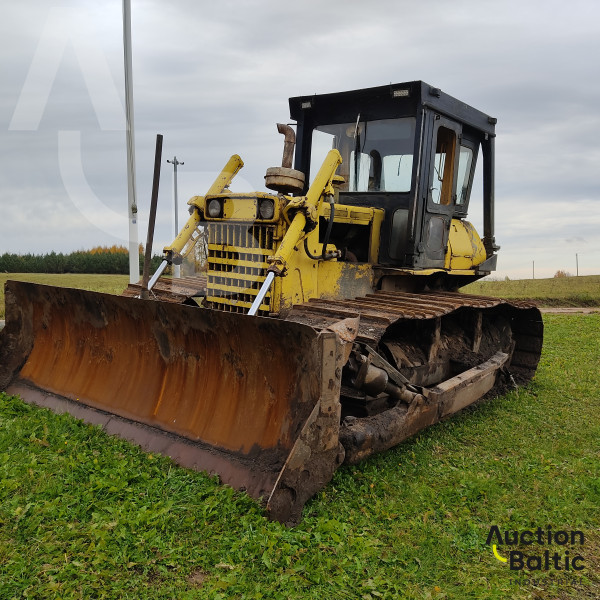 Komatsu D53P-16