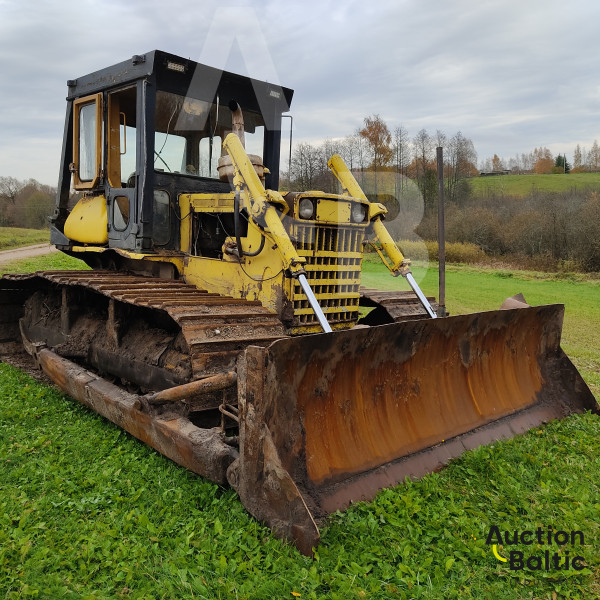Komatsu D53P-16