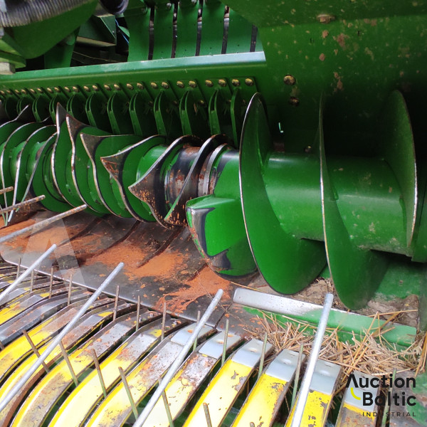 John Deere 1434H