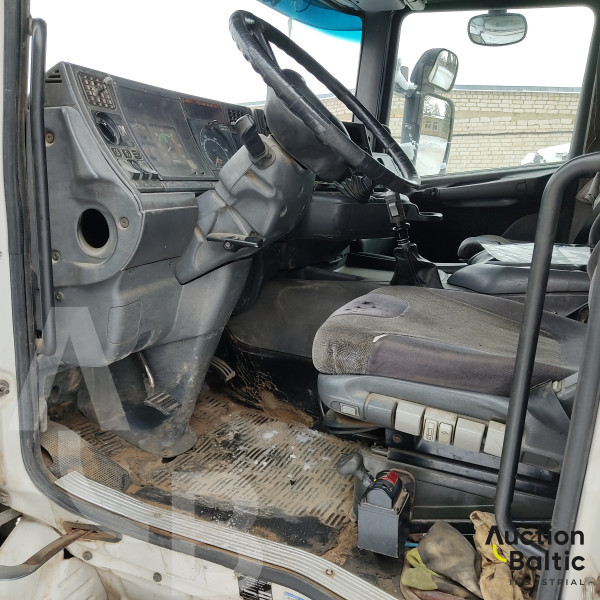 Scania 114 C