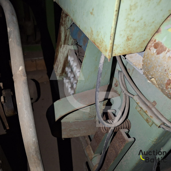 Mortising machine