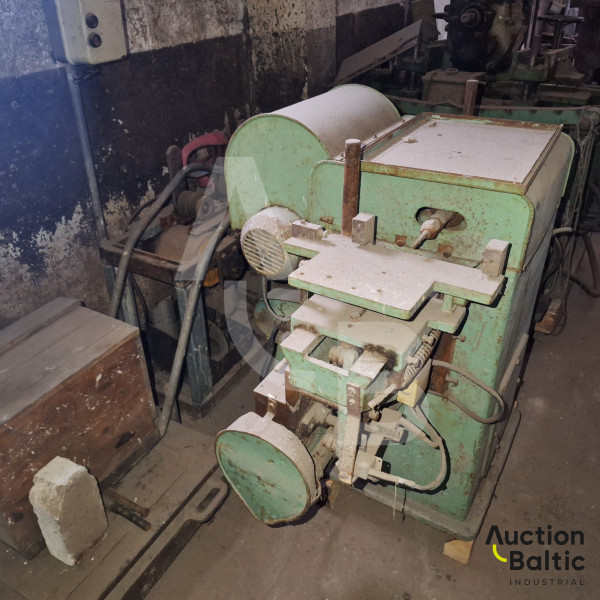 Mortising machine