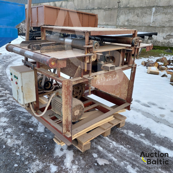 Board width narrowing unit (Lentos pločio siaurinimo staklės)