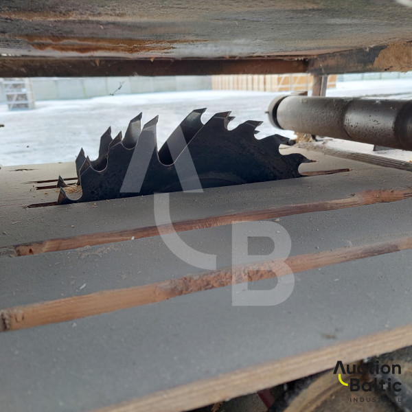 Board width narrowing unit (Lentos pločio siaurinimo staklės)