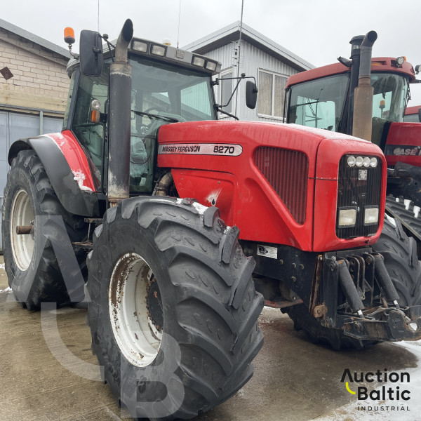 Massey Ferguson 8270