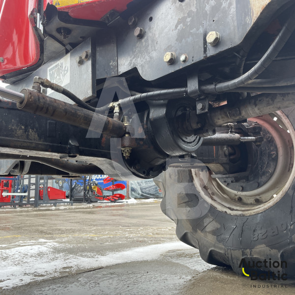 Massey Ferguson 8270