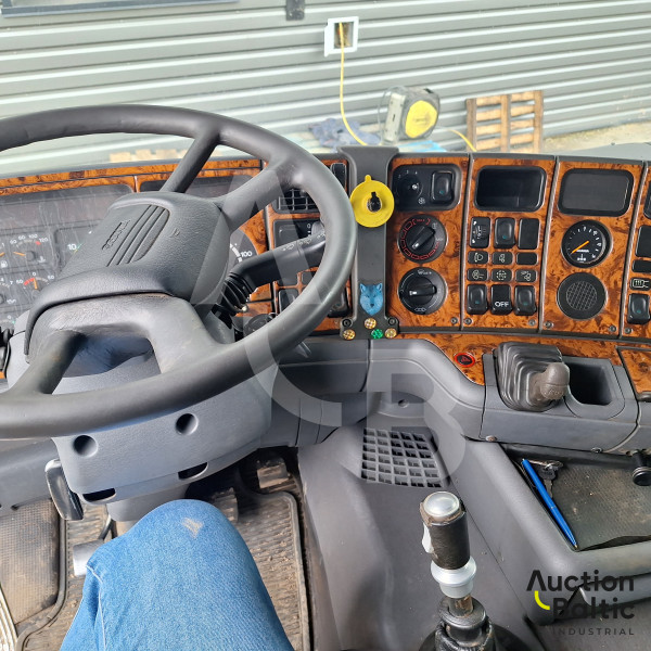 Scania R 124
