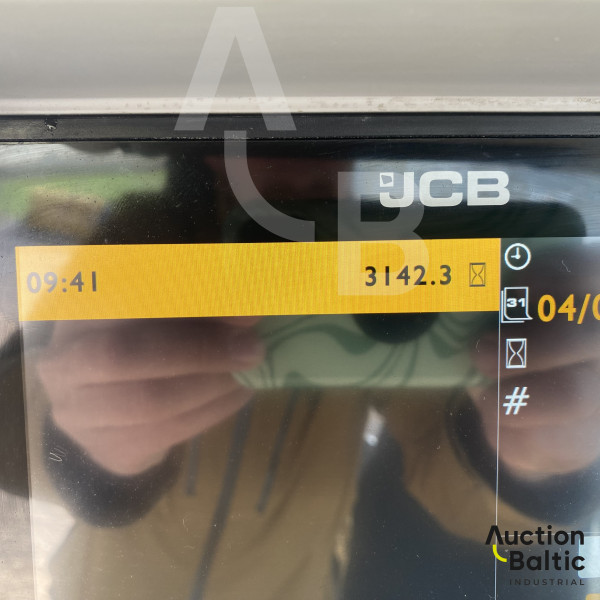 JCB 427