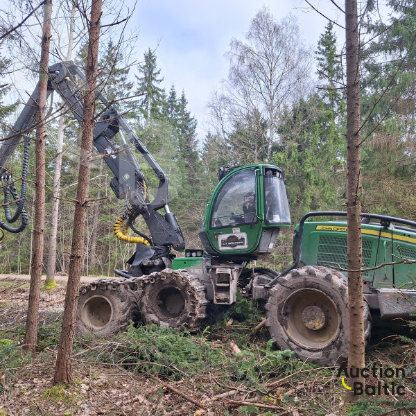 John Deere 1170 E + H414