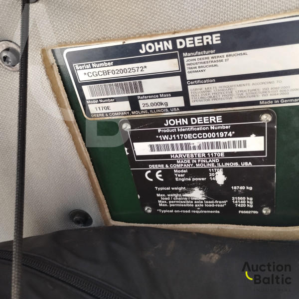 John Deere 1170 E + H414