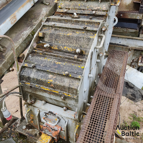 Mobile crusher (Mobilus trupintuvas)