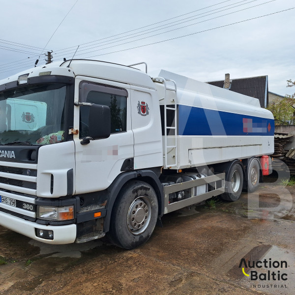Scania P 124