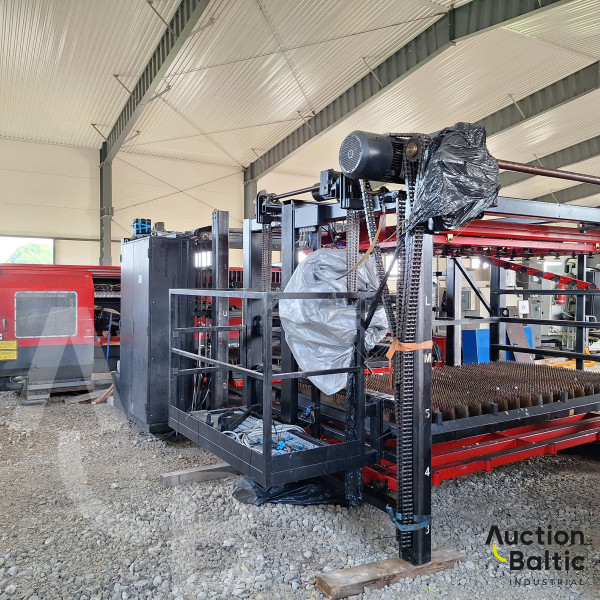 Amada 	F0-3015