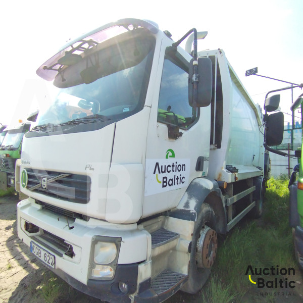 Volvo FL240