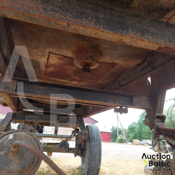 Water tank with chassis (vandens talpa su važiuokle)