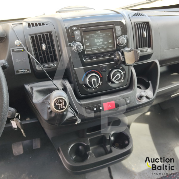 Peugeot Boxer Multicab
