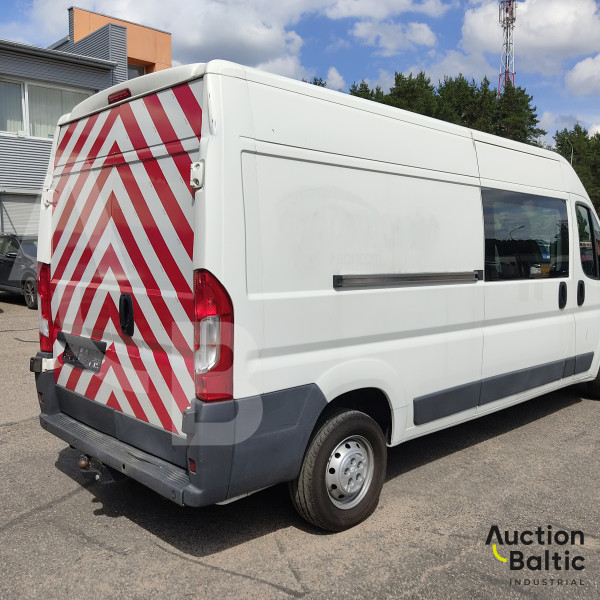 Peugeot Boxer Multicab