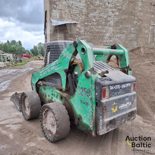 Bobcat S 250