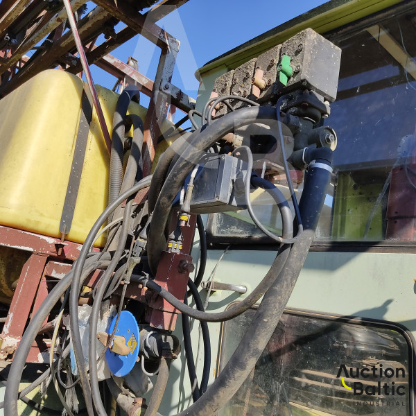 Mercedes-Benz Trac 800 + Hardi PZ Y 2200
