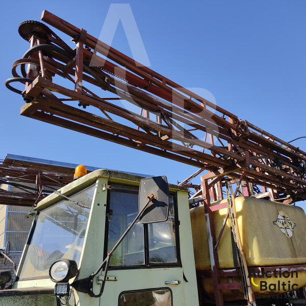 Mercedes-Benz Trac 800 + Hardi PZ Y 2200