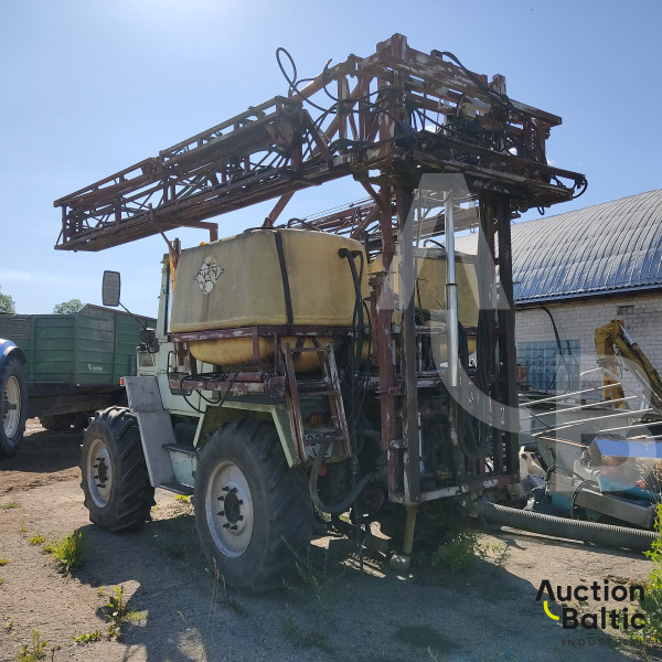 Mercedes-Benz Trac 800 + Hardi PZ Y 2200