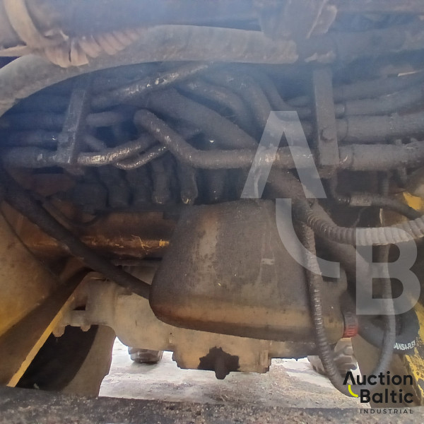 New Holland LB 110 B